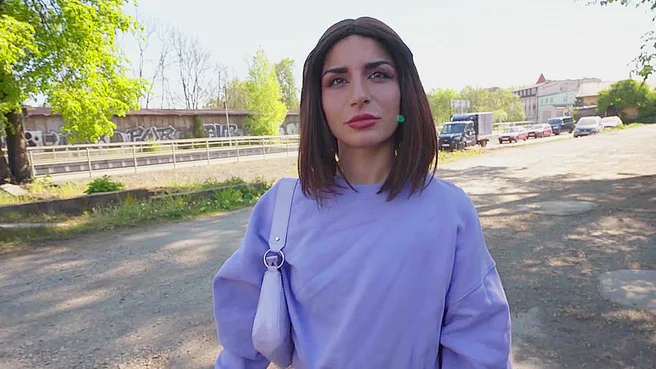 Пикапер узнал порнушницу Lola Dangerous и предложил на улице